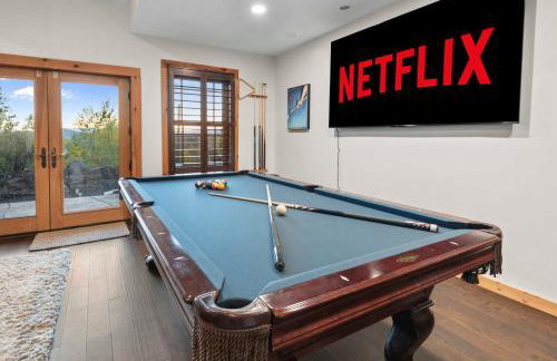 Wow Views! Hot Tub, Sauna, 85 inch TV, Pool Table - Foto 27