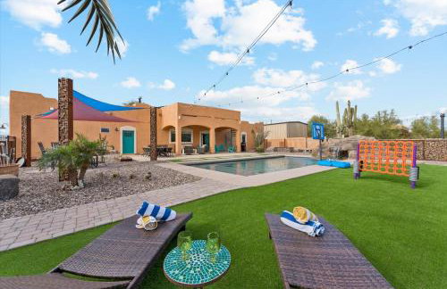 Dutchman Copper Ranch - Rooftop patio, Heated pool, Mtn Views, Waterslide - Foto 52