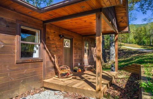 *New Owner Special* Cozy Cabin with mountain views - Foto 12