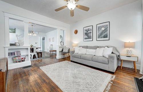 6 Bedroom Duplex Sleeps 14 Close to Lucas Downtown - Photo 10