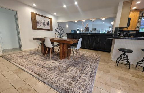 Stylish 4 Bedroom Home Near Venice Beach with Backyard BBQ - Foto 2