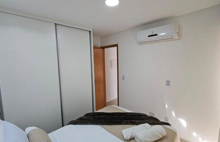 Fantástico Flat ao lado Shopping Flamboyant 304 - Foto 9