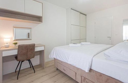 Beautiful Home In Kraj With Wifi - Foto 40