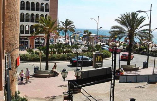 APARTAMENTO con TERRAZA VISTAS AL MAR - Foto 2