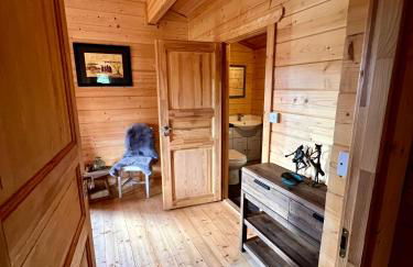 The Alpaca Cabin - Photo 26