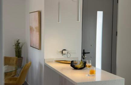 ARYVE Townhouse Rhodos mit Akropolis- und Meerblick sowie Jacuzzi und tollen Sonnenterrassen und Garten - Photo 11