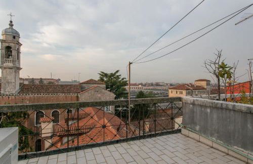 Venice Lance with Lift, 2 minutes walk from the train station - Foto 14