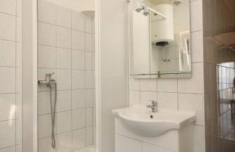 Apartments by the sea Ugljan - 8257 - Foto 14