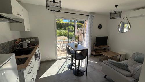 la pause detente, villa climatisée avec jardin et parking privés, à 5 mn de la mer, au calme - Foto 5