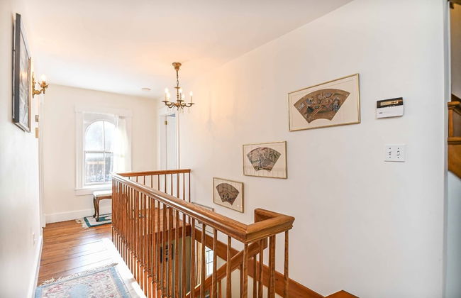 4 BDR w/ Private Hot Tub, Backyard and Deck! - Photo 27