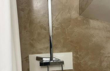 Glass and wood designer villa with garden in centertown - Foto 67