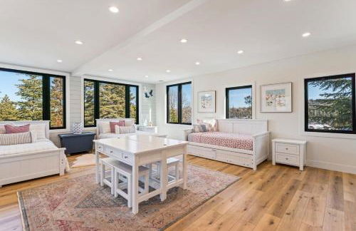 Walk to Lake Arrowhead Village! Home with Lake Views - Foto 31