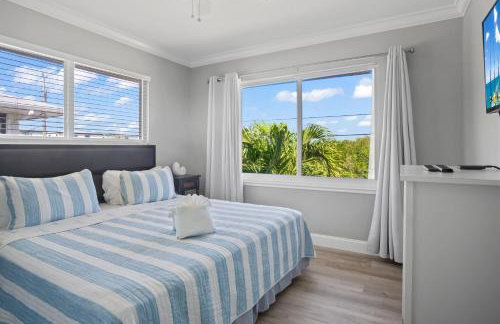 NEW!Paradise PalmsDockPoolKayaks GrillView! - Foto 11