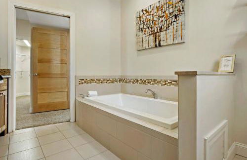 Skytop Chalet Pet Friendly, Hot Tub and Views - Foto 70