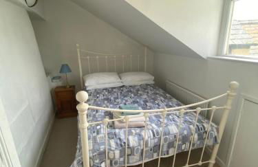 Fermaine, 50m from sea, garden, dogs, town centre - Photo 27