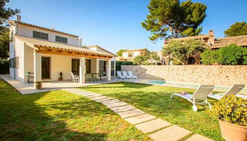 Villa with pool near the beach in Cala San Vicente by Renthousing - Photo 4