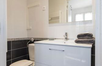 Studio Bleu - Parc Astérix - Mer de Sable - Villepinte - Aéroport CDG - Foto 9