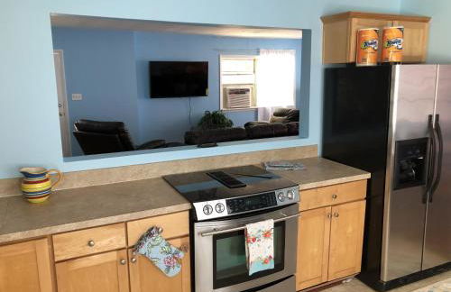 Beach Front on the Bay in our Rustic, Pet Friendly Cottage home - Photo 14