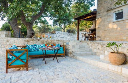 Stone Built Private villa Limeri with pool, BBQ & Shaded Patio - Foto 14
