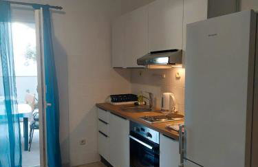 Olive Garden Apartments - Photo 8