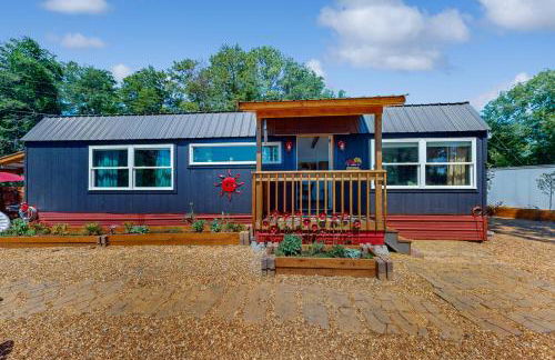 Hot Tub and Fire Pit Lakeside Getaway, Dogs Welcome - Foto 20