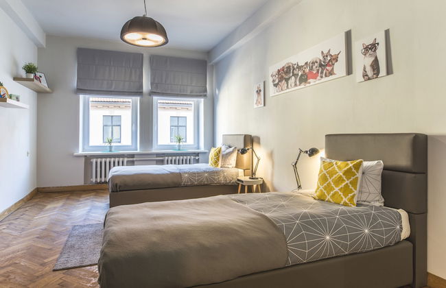 Greystone Suites & Apartments - Photo 18