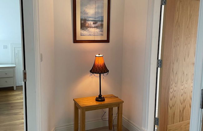 Luxury Waterfront Apartment - Photo 14