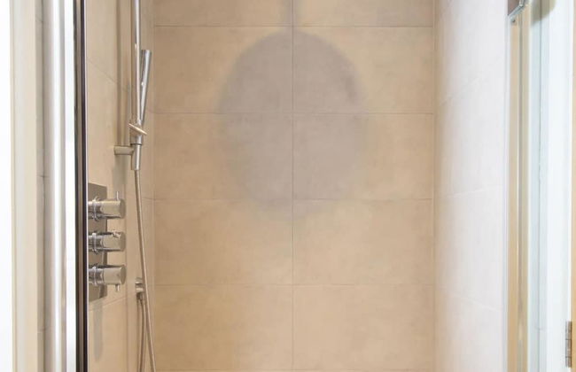 Designer Family Escape Hot Tub Steps to Beach - Photo 29