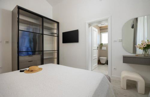 Luxury Villa Lovric with private heated pool, Jacuzzi, Sauna and private tavern - Foto 81