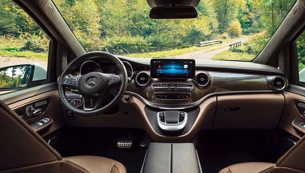 Arrivo in furgone di lusso dall'aeroporto di Sharjah SHJ alla città di Sharjah - Foto 3