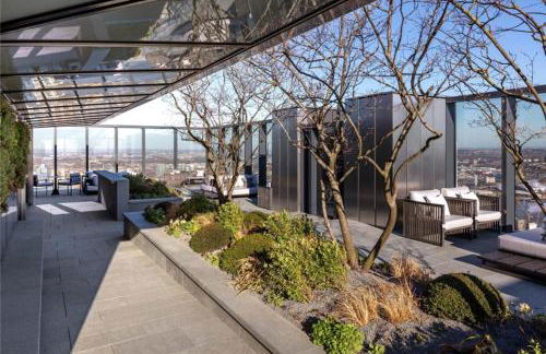 Skyline Studio with Pool & Gym, Canary Wharf - Foto 30