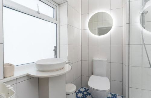 Stunning new 4 bed Penzance town Loft with parking - Foto 20