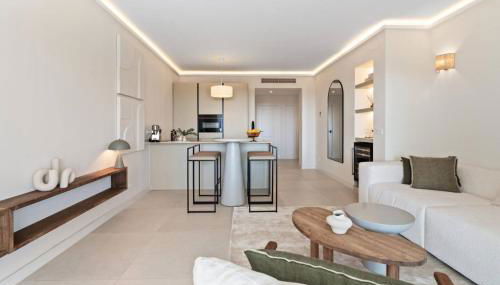 3 Bedroom Apartment with Mountain Views - La Quinta, Benahavís - Photo 3