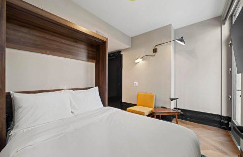Freeman 201 by Rove Travel - 2BR Condo with Shared Amenities - Foto 12