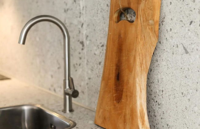 Modern Stay Near the Beach - Photo 7