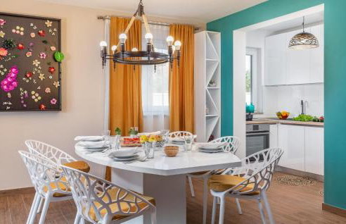 Amazing Home In Mihatovici - Foto 7