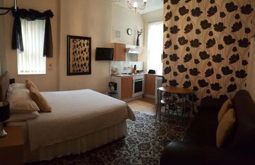 Norwyn Court Holiday Apartments - Foto 100