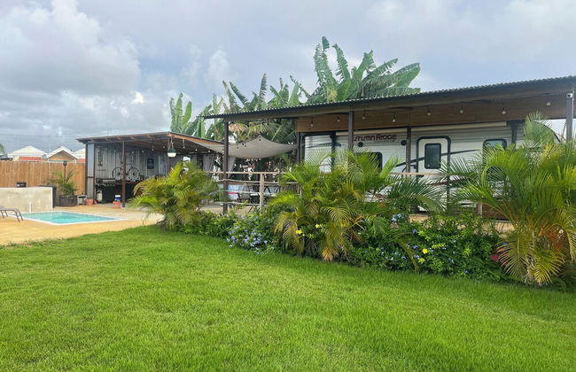 El Camper with private pool - Photo 30