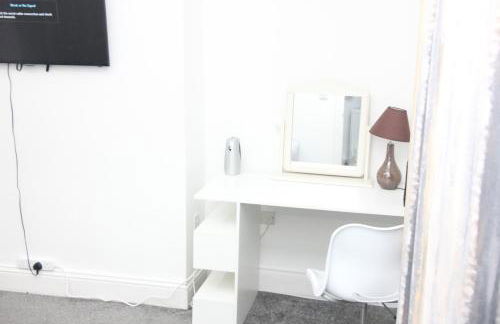 Tastefully furnished and Cosy 2-bedroom house - Foto 21