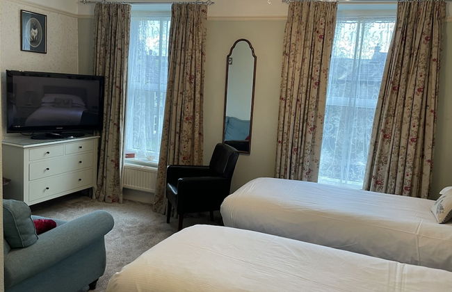 Milton House Studio Apartment Suites - Photo 43