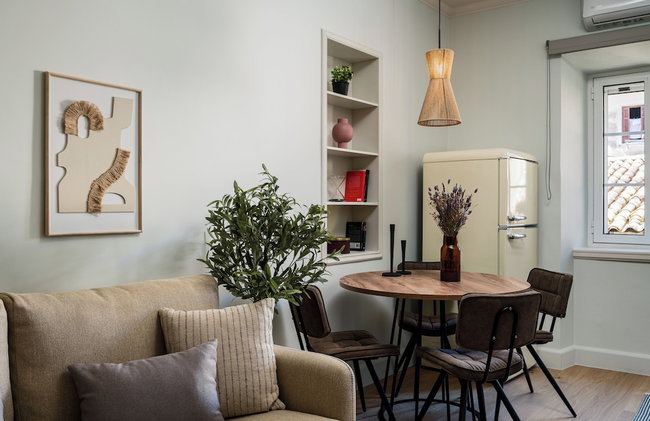 Petite Town Hall Apartment by Konnect, Old Corfu Town - Photo 31