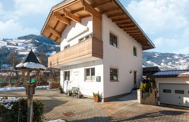 Beautiful Holiday Home in Mayrhofen - Foto 11