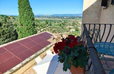 TUSCANFLAT Castle - Photo 31