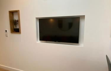 Lovely and Modern Studio Apartment. - Foto 13