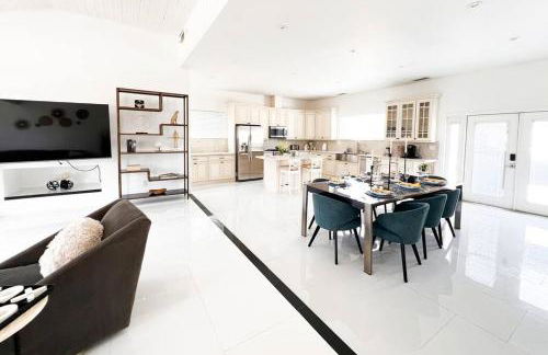 Luxury Oasis in Central Valley w Pool & Spa Topeka - Foto 16