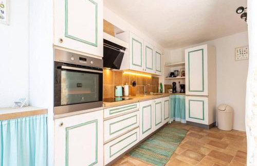 Holiday house with a swimming pool - Villa Melavita - Foto 16