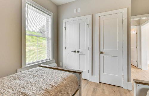 Mtn Views and Stunning Fall Hikes Maggie Valley Apt - Foto 17