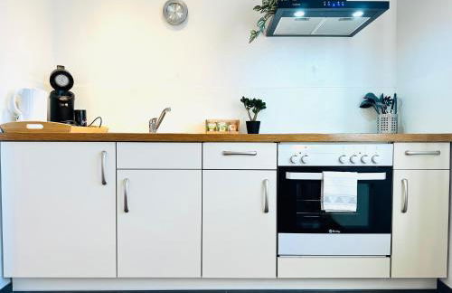 Walnuss Apartment- Wachmaschine- Parkplatz- Balkon - Foto 4