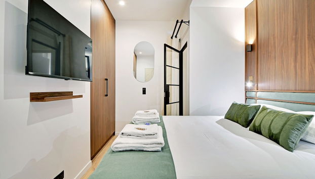 Chic and Spacious Apartment in the Heart of Paris - Foto 4, Habitación