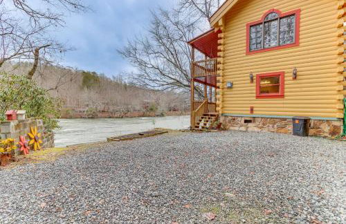 Toccoa Waterfront Hideaway Hot Tub and Fire Pit! - Foto 30